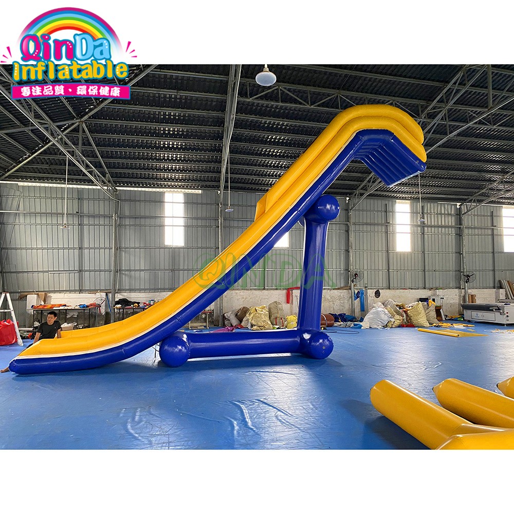 Floating inflatable water yacht slide inflatable lake dock slide for water games