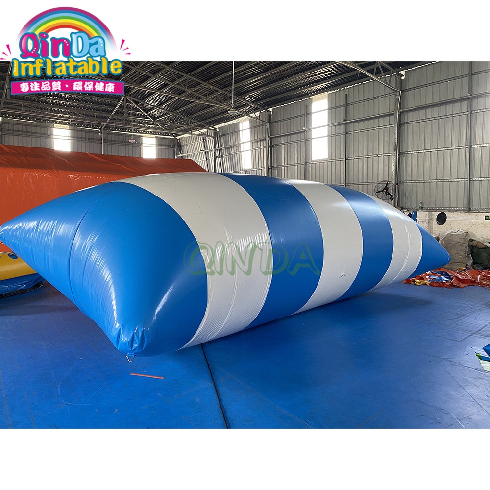 Popular jump trampoline inflatable air water blob inflatable water jumping bag