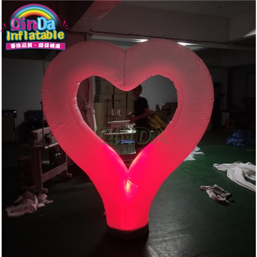 Valentine decoration red inflatable heart balloon with light