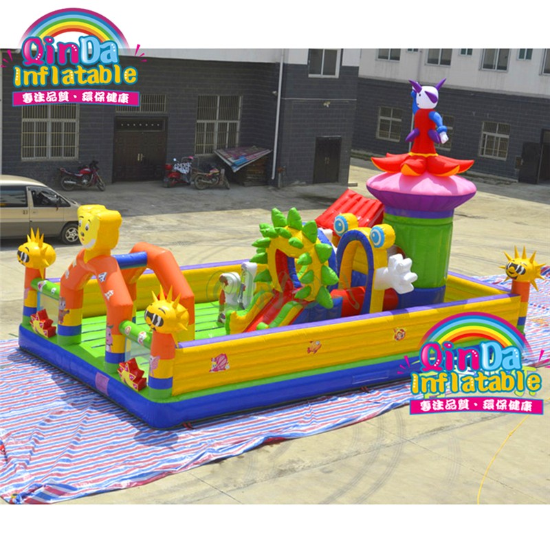 giant amusement park inflatable funcity bounce castle