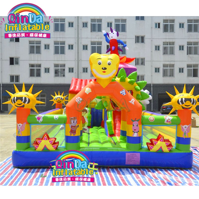 giant amusement park inflatable funcity bounce castle